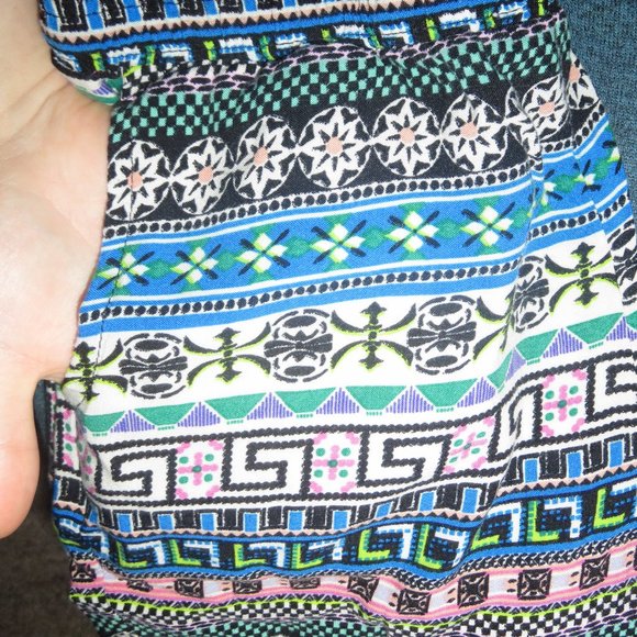 Colorful Aztec Shorts with Pockets - Picture 5 of 10